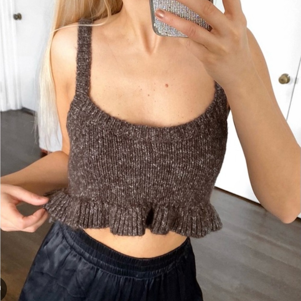 Brown Akira knitted cropped tops